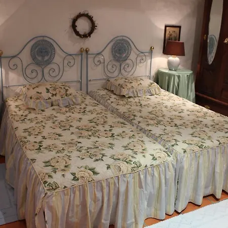 Фермерский дом Casa Do Nato -turismo Rural Виана-ду-Каштелу