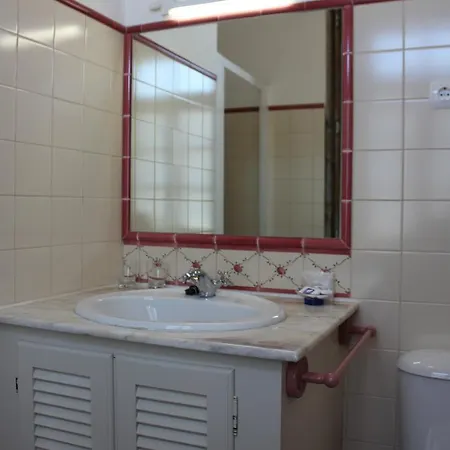 Casa Do Nato -turismo Rural Виана-ду-Каштелу