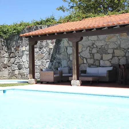 Фермерский дом Casa Do Nato -turismo Rural Виана-ду-Каштелу